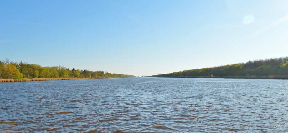 Der Nord-Otsee-Kanal in Dithmarschen