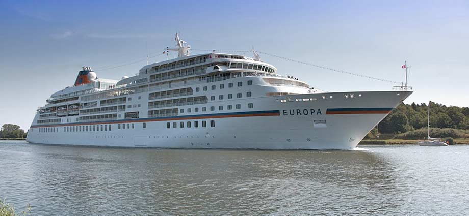 Europa Schiff im Kielkanal